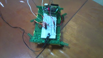 Usando arduino e peças Robota num robô quadrúpede!