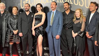 Görkem Sevi̇ndi̇k, Gülsi̇m Ali̇ - Geçmi̇şi̇n Kokusu Fi̇lm Galasinda Neler Yaşandi?