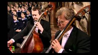 1.Wiener Sängerknaben - Church Sonata in C Major, K. 278. ( A Mozart Celebration ).
