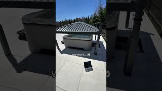 Oddly satisfying automatic hot tub cover by @LUMNByShawn ⭐️ #outdoorliving #hottubs #spa #jacuzzi