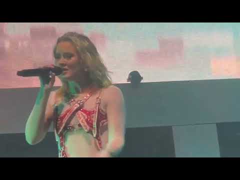 Zara Larsson -