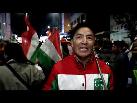 أنصار الرئيس البوليفي الجديد ينزلون إلى الشوارع رويترز