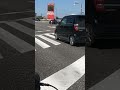 鉄の塊を動かしてるのに、人が死ぬかも、と考えないのかな?赤で突っ込むとかやめようね🥶😨😱