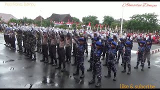 AKSI POLISI CILIK POLRES DOMPU MEMUKAU PENONTON.