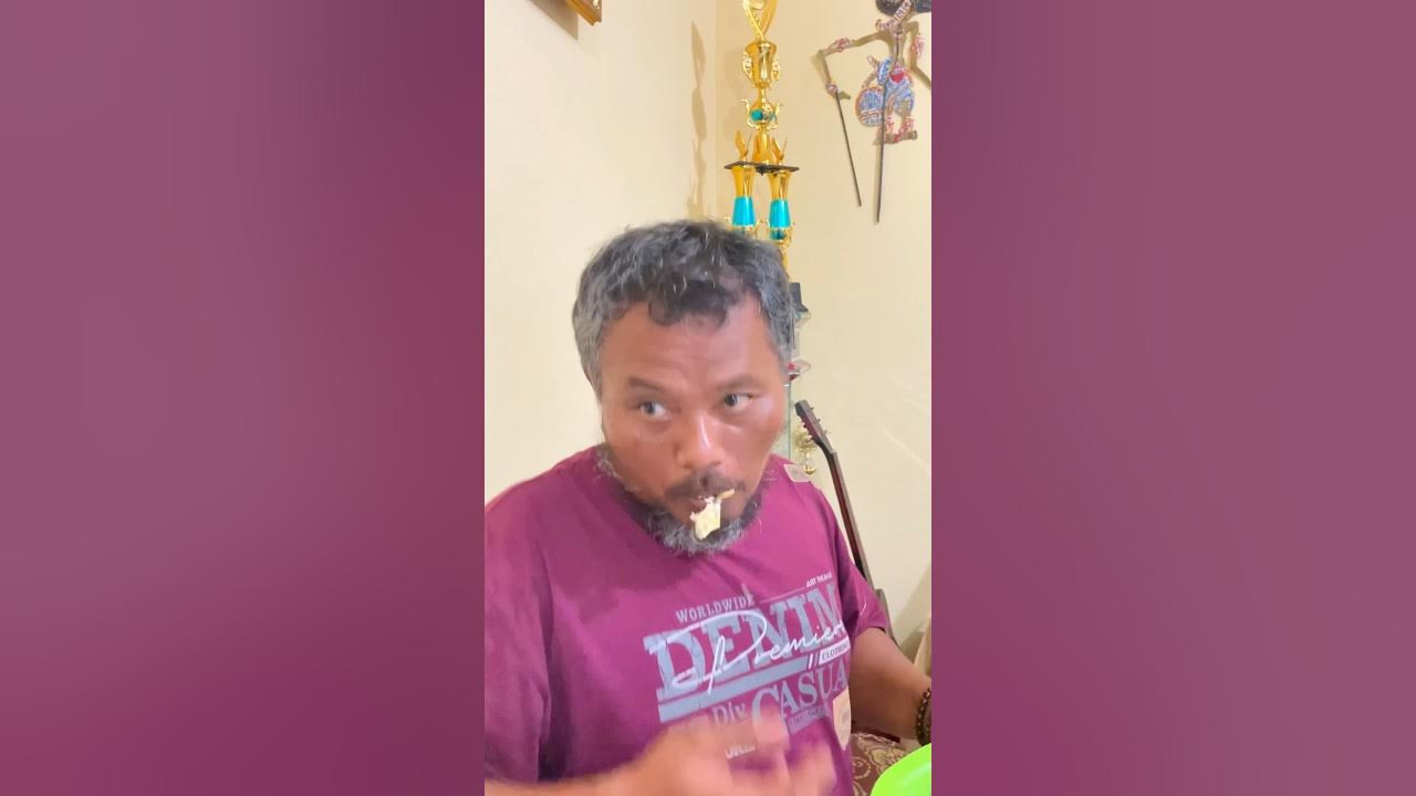 Makan telur Makan telur