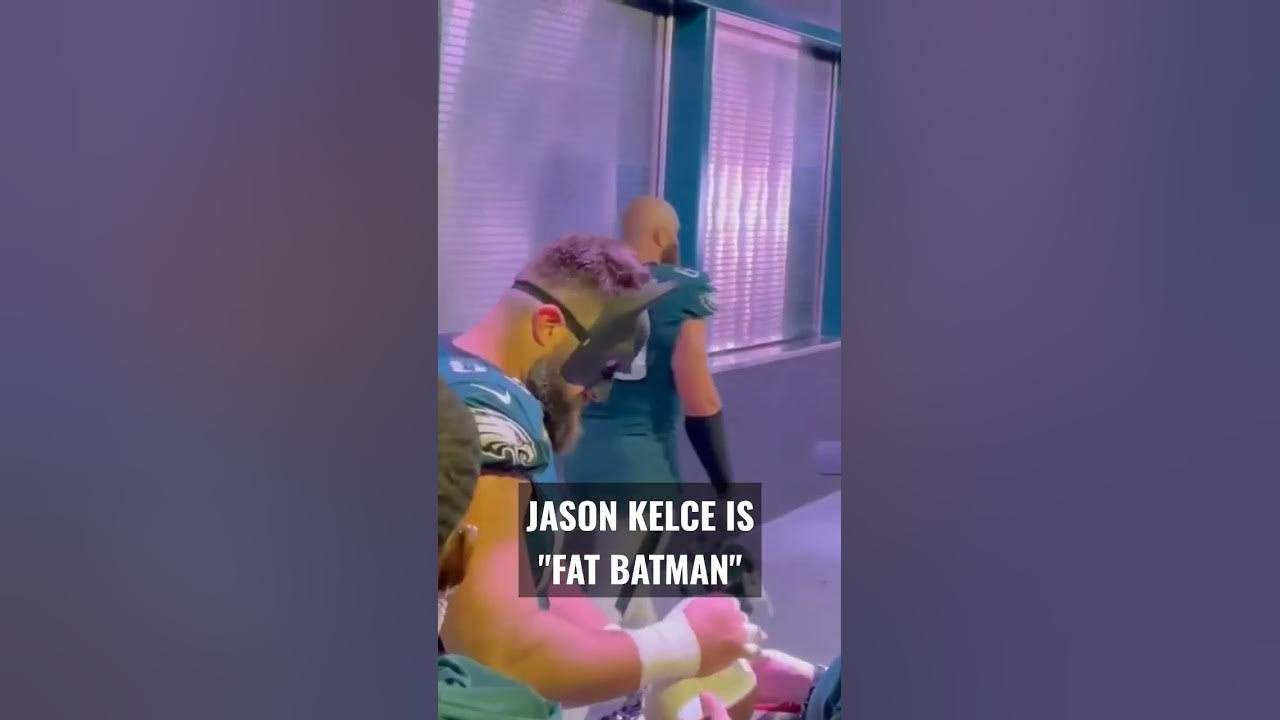 Eagles – Steelers: Jason Kelce broke out 'Fat Batman' mask on sideline