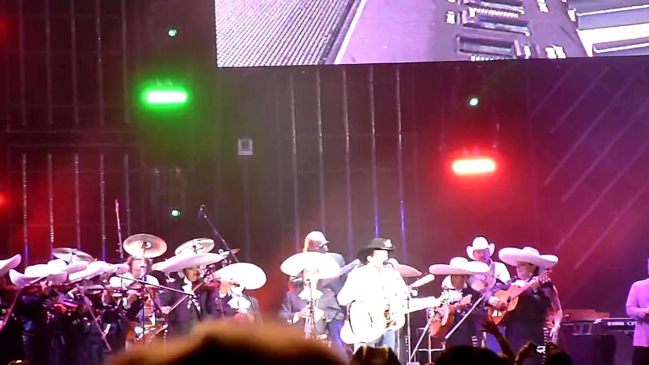 George Strait - El Rey (live) San Antonio, TX - YouTube