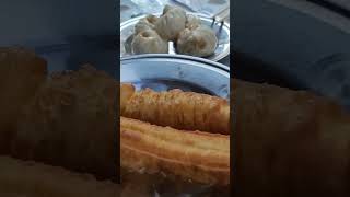 希臘也能吃到中式早餐嗎 生煎包，油條，豆漿歐元五塊錢 台台幣多少錢， 世界各地還是中式餐點便宜。
