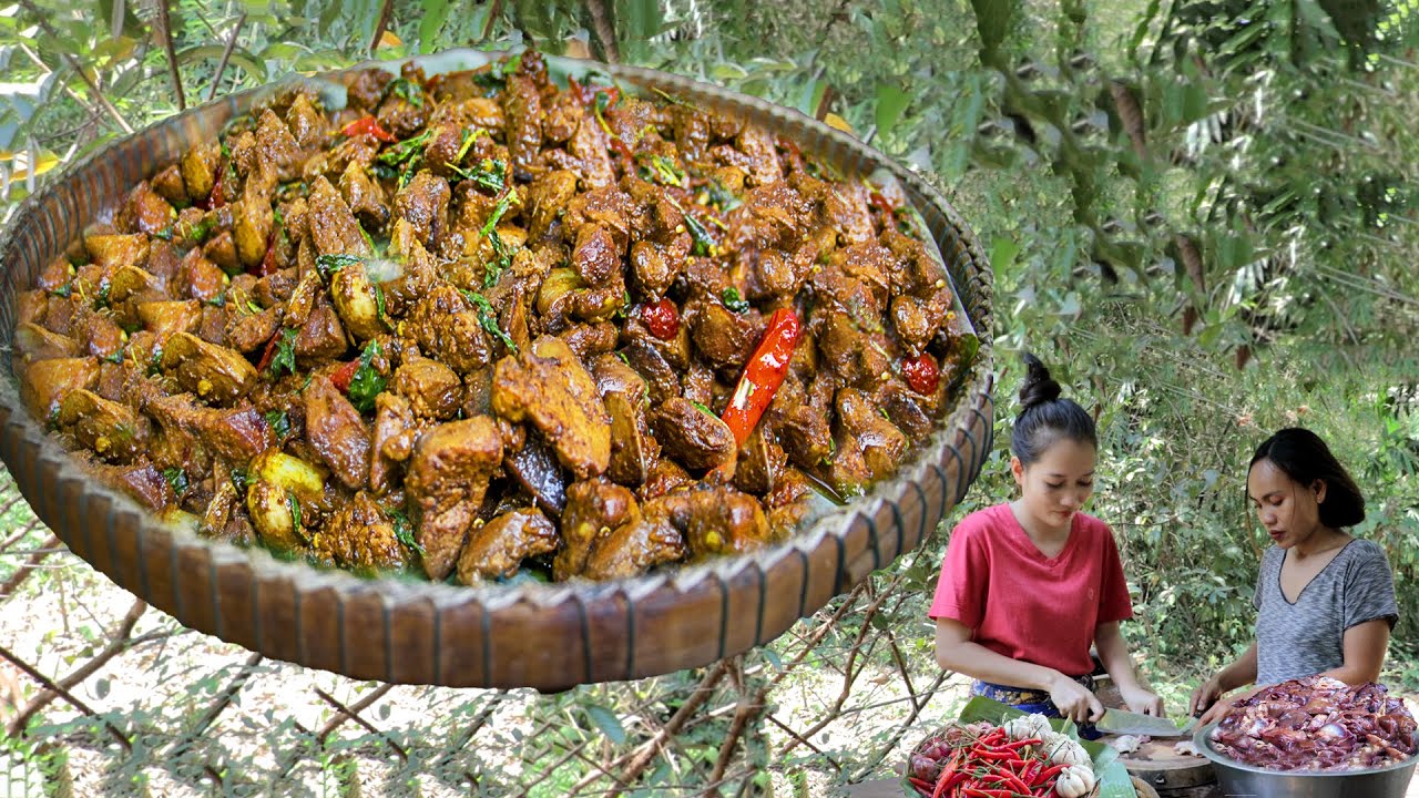 Chicken gizzard and liver with Chili and Holy basil cooking YouTube