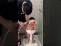 مساعد الاستحمام للأطفال على شكل بطة
