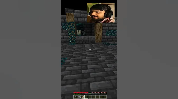 Mutahar Laughing at Minecraft Warden #shorts
