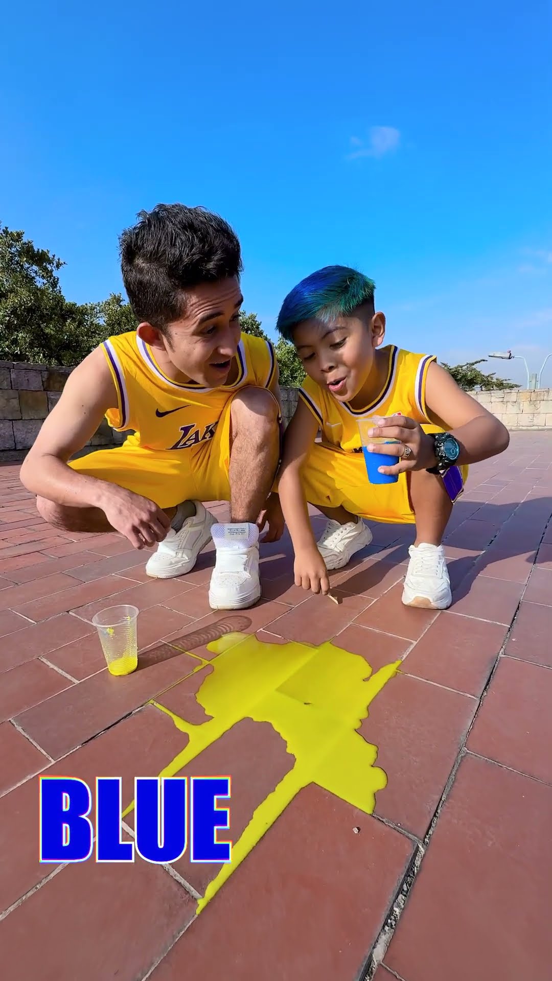 COMBINA LOS COLORES @SantiMusicOficial @Layaraoficial  #santi #funny #comedy