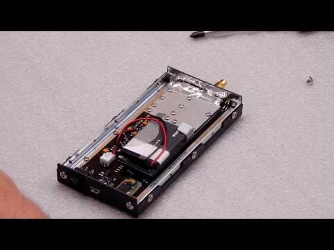 Обзор конструкции анализатора спектра Arinst SSA и инструкция по замене аккумулятора