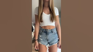 HOW TO STYLE DENIM SHORTS