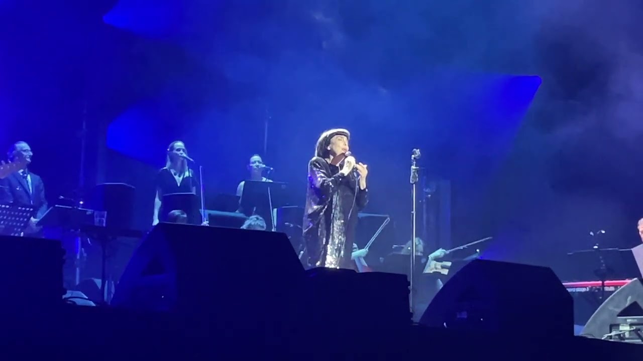 Mireille Mathieu - La voix de Dieu (Istanbul, 20.02.2025)