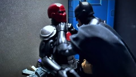 Batman Under The Red hood Part 2 (Stop-motion  teaser trailer)