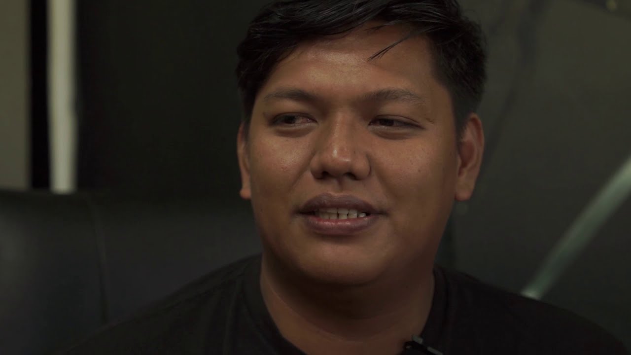 Sir Carlo Nicolas tari maker blacksmith