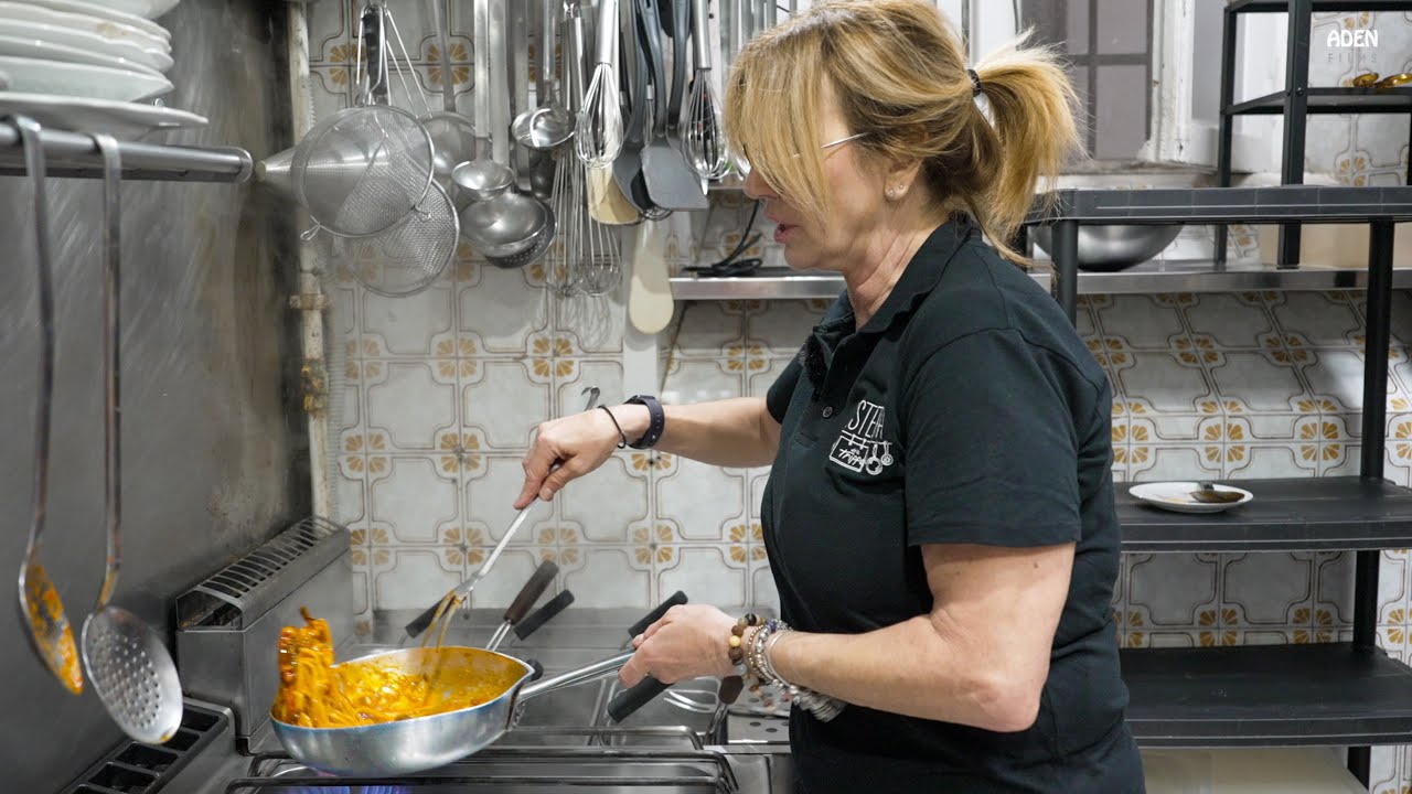 Спагетти алл'Аматричиана - Шеф-повар в Риме делится простым рецептом