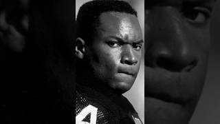 Bo Jackson Defying Limits: Greatest Feats #shorts
#bojackson #shorts #baseball
Bo Jackson GOAT Moments showing why he is the ultimate athlete. From running over the best to breaking bats, proof he is the best ever Bo Jackson Defying Limits: Greatest Feats #shorts