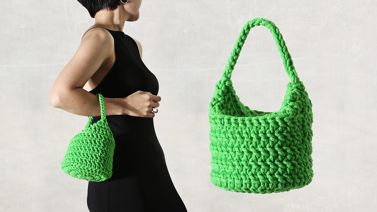 미니멀한 사이즈의 호보백