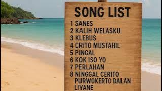 GUYONWATON AND DENNY CAKNAN 