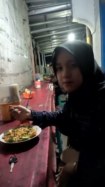 story wa lagi makan sama cewek,buat manas manasin mantan 2021.