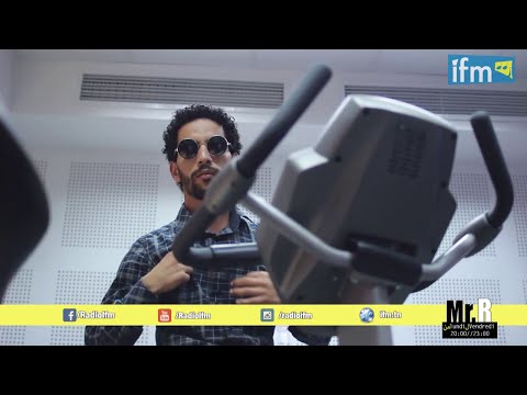 ديفي توتي يبسكل على طول البرنامج مسكين