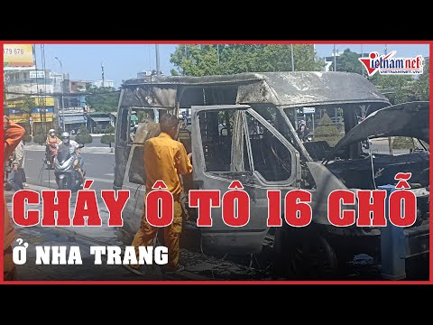 Video Ô tô 16 chỗ bốc cháy dữ dội trên phố ở Nha Trang |... - youtube