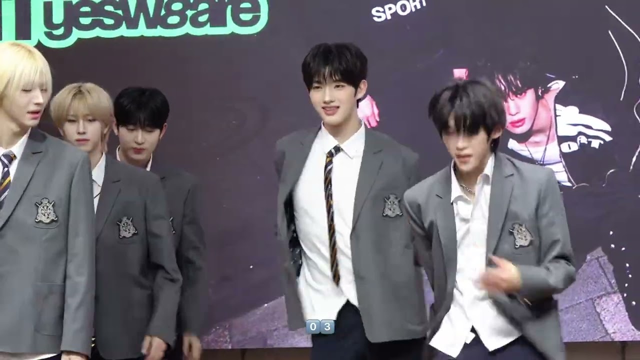 260222 idntt 아이덴티티 교복 ‘Pretty Boy Swag’ 도훈 focus