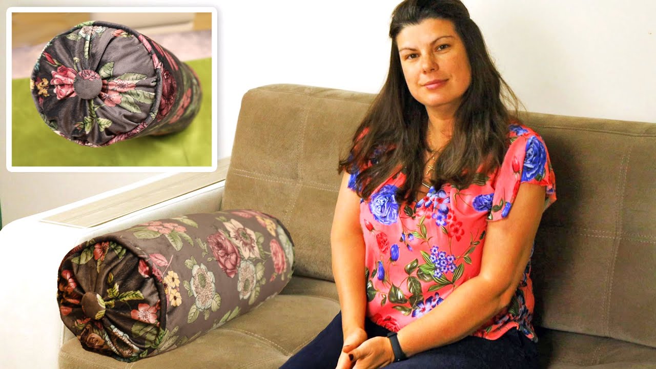 DIY Bolster Pillow with Zipper and Piping [in just 30 minutes]