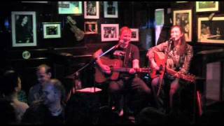 Clare Peelo & Dave Brown filmed live @ The Temple Bar Pub Dublin. screenshot 1