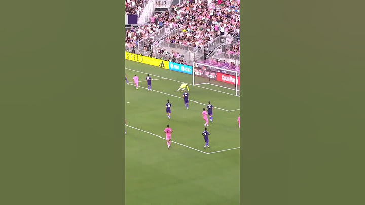 Pedro Gallese Denies Messi a Goal 🐙