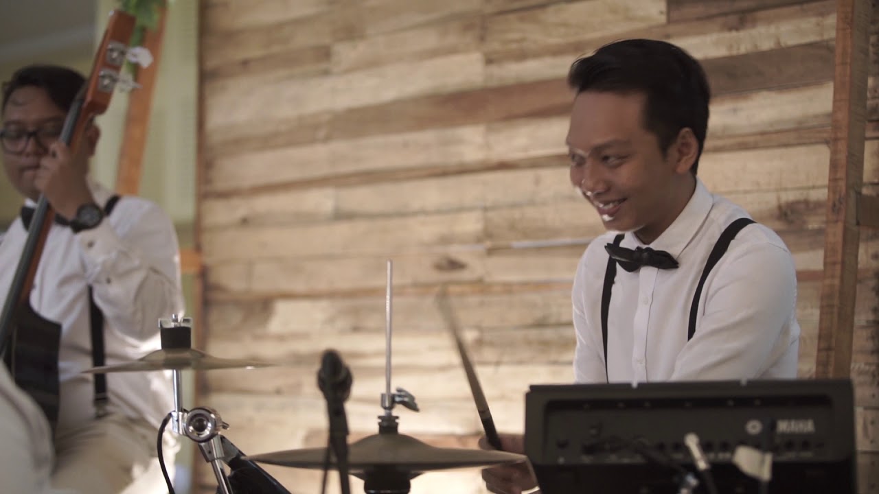 JUWITA MALAM (keroncong modern)