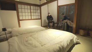 昭和レトロな「無人ホテル」オープン かつて県内随一の繁華街に新たな人の流れを 空き家になっていた旅館を活用