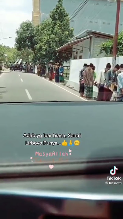 adab satri Lirboyo kepada gurunya