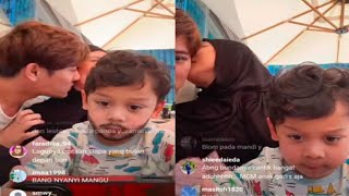 Download Lagu LIVE LESLAR ABANG L DIHONGKONG KAYAK BULE CANTIKNYA LESTI ROMANTISNYA RIZKY BILLAR CIUM LESTI DISINI MP3 Download Lagu LIVE LESLAR ABANG L DIHONGKONG KAYAK BULE CANTIKNYA LESTI ROMANTISNYA RIZKY BILLAR CIUM LESTI DISINI MP3