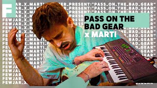 Nur mit 80s BILLIG-KEYBOARD einen Song schreiben? | PASS ON the BAD GEAR mit @martifischer