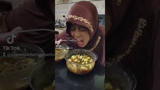 Makan Rujak Aceh, Lebih Enak Rujak Serut makanrujak rujakaceh rujakserut rujakmangga shorts