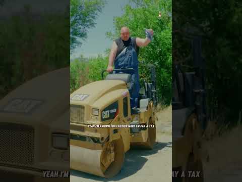 عقلي يركز فقط على حقيبة المال هذه