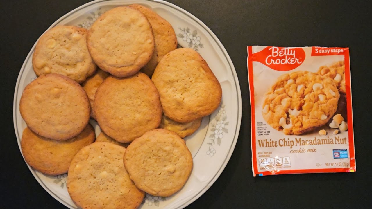 Betty Crocker White Chip Macadamia Nut cookie Mix Cookie in 3 Easy