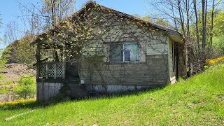 Why is everything left behind???  Exploring a Forgotten House