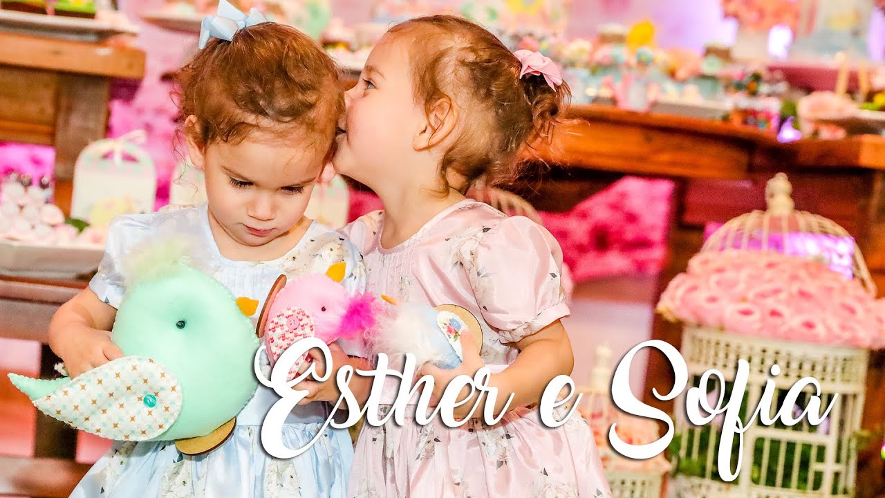 SOFIA E ESTHER - 2 ANOS