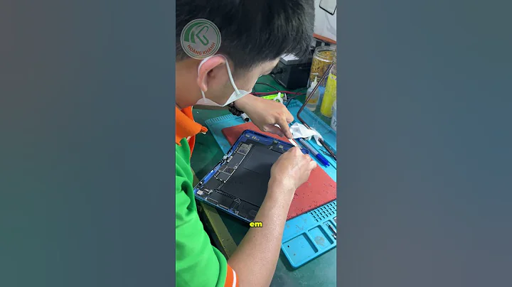 Gen 10 vỡ kính sườn cong queo mà kỳ diệu là màn hình vẫn bình an