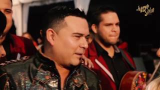 Aventura en concreto de música grupera | La guarida de las solas