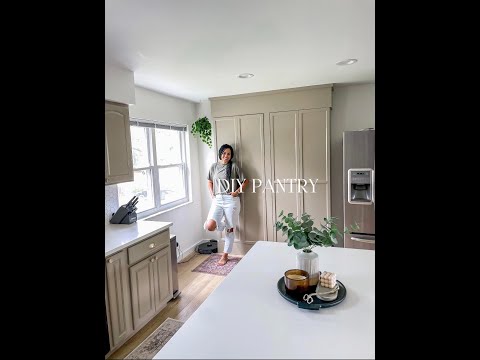 DIY BUILT-IN PANTRY : IKEA HACK