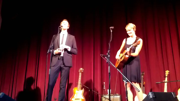Joan Shelley Performs "Sweet Dark Haired Man" at t...