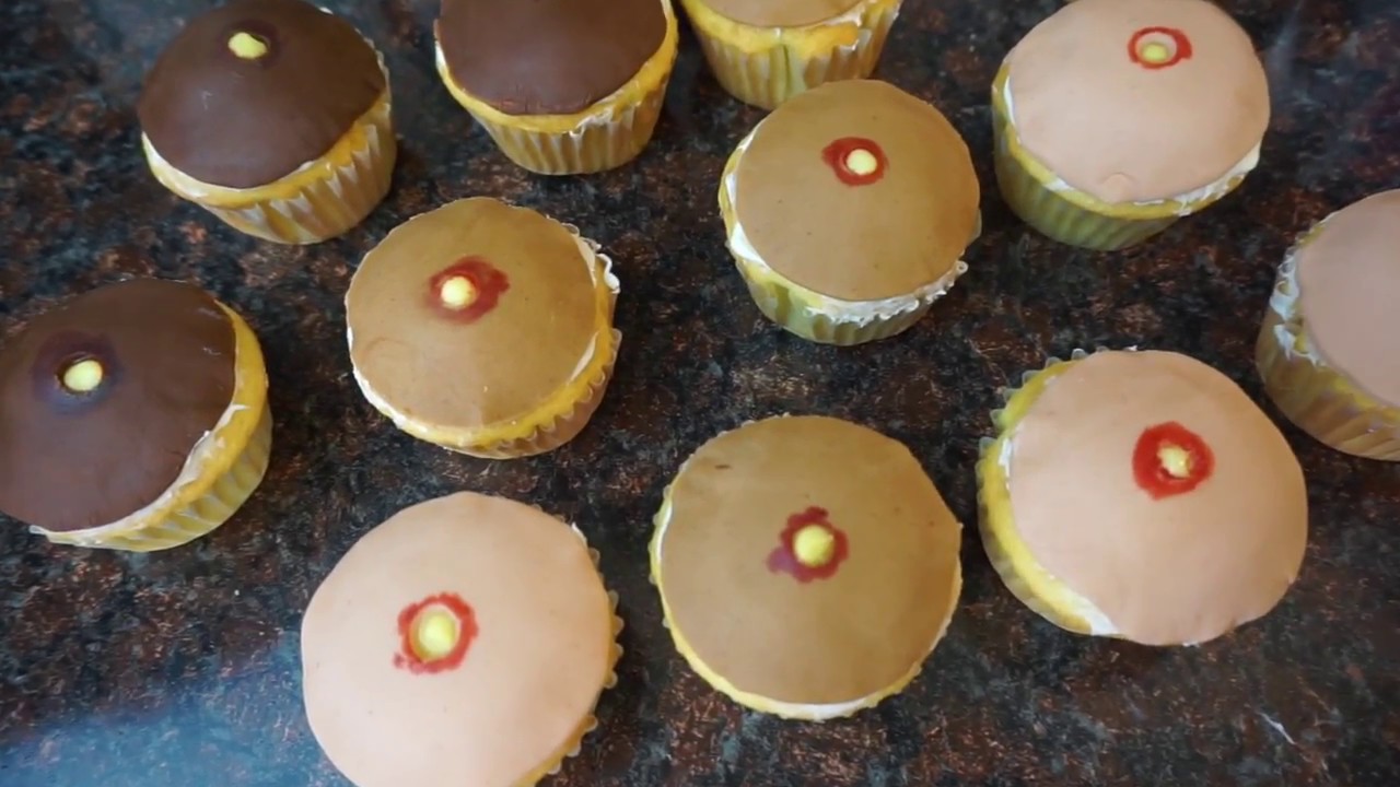 herhaling geestelijke gezondheid Min Pimple Popping Cupcakes | Halloween Treats - YouTube