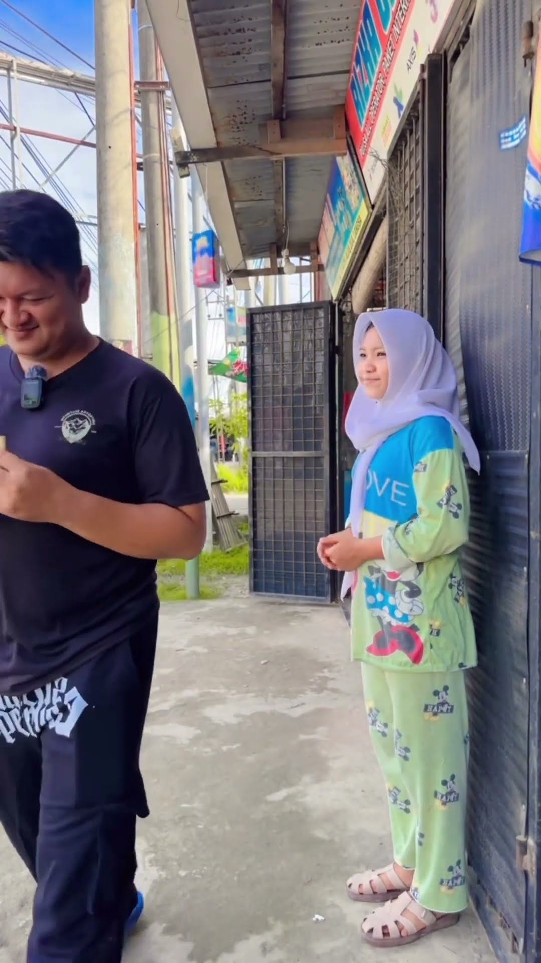 Yang penting anak anak makan
