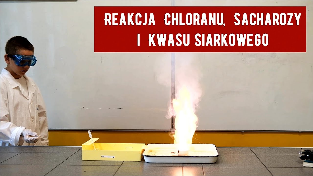 Efektowna reakcja chloranu, cukru i kwasu siarkowego - YouTube