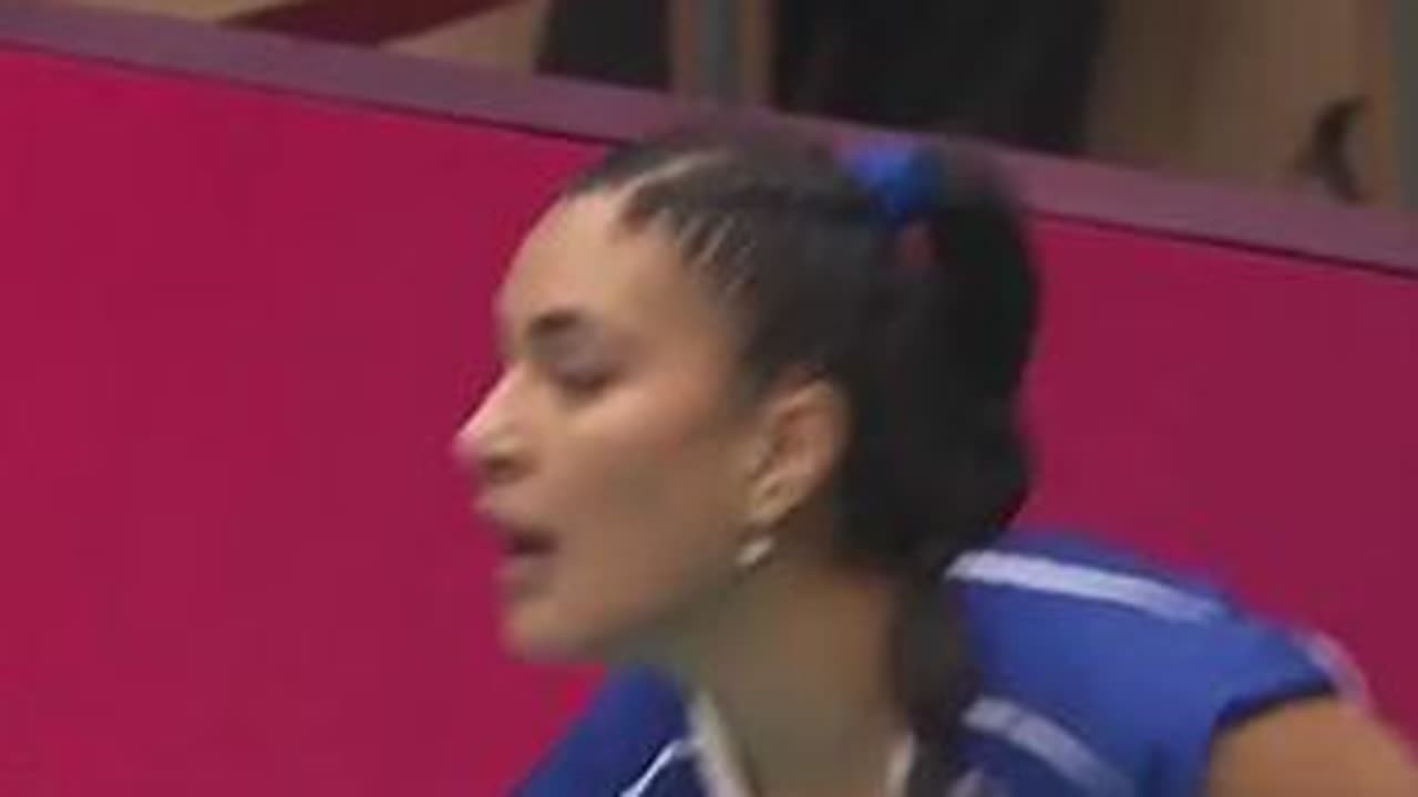 天津女排和上海女排超绝精彩回合#排球 #排球🏐 #中国女排 #排球少年 #李盈莹